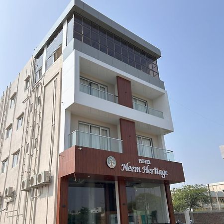 Hotel Neem Heritage Shirdi Exterior foto